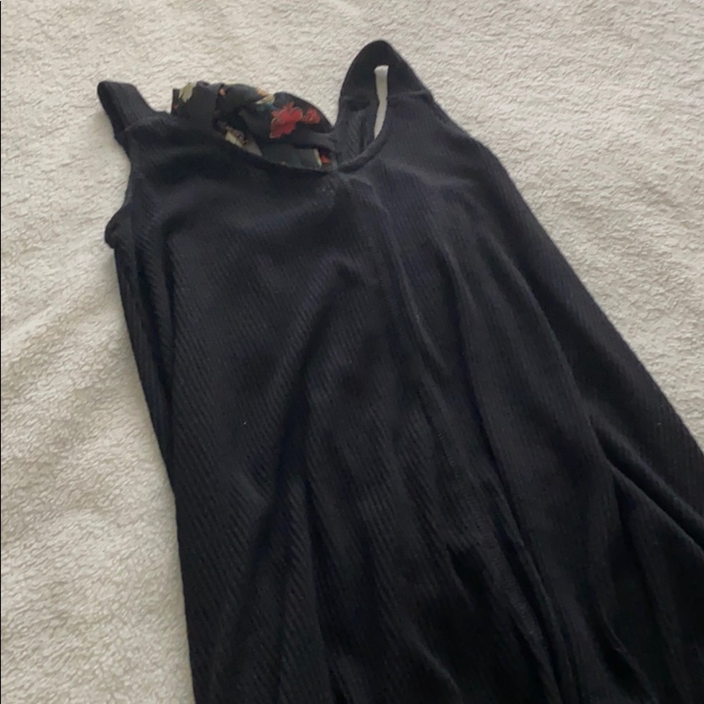black flows tank top dress